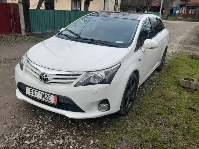 Белый Тойота Авенсис, объемом двигателя 0 л и пробегом 262 тыс. км за 242 $, фото 12 на Automoto.ua