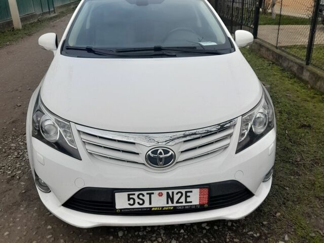 Белый Тойота Авенсис, объемом двигателя 0 л и пробегом 262 тыс. км за 242 $, фото 14 на Automoto.ua