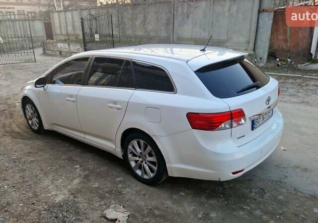 Белый Тойота Авенсис, объемом двигателя 2 л и пробегом 197 тыс. км за 9999 $, фото 9 на Automoto.ua