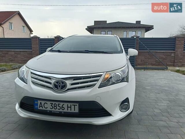 Белый Тойота Авенсис, объемом двигателя 2.2 л и пробегом 283 тыс. км за 11200 $, фото 10 на Automoto.ua