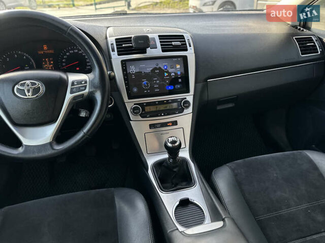 Белый Тойота Авенсис, объемом двигателя 2 л и пробегом 340 тыс. км за 11600 $, фото 38 на Automoto.ua