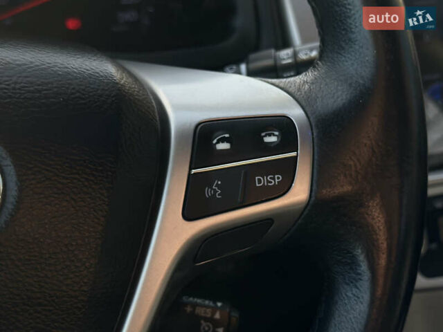 Белый Тойота Авенсис, объемом двигателя 2 л и пробегом 340 тыс. км за 11600 $, фото 34 на Automoto.ua