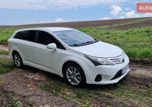 Белый Тойота Авенсис, объемом двигателя 2 л и пробегом 197 тыс. км за 9999 $, фото 6 на Automoto.ua