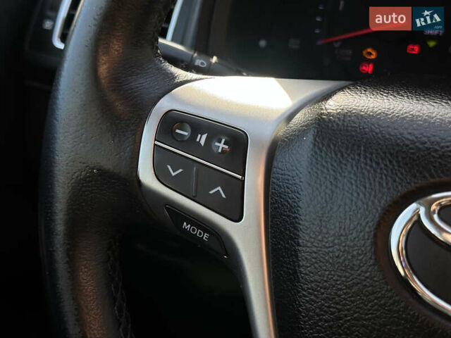 Белый Тойота Авенсис, объемом двигателя 2 л и пробегом 340 тыс. км за 11600 $, фото 33 на Automoto.ua