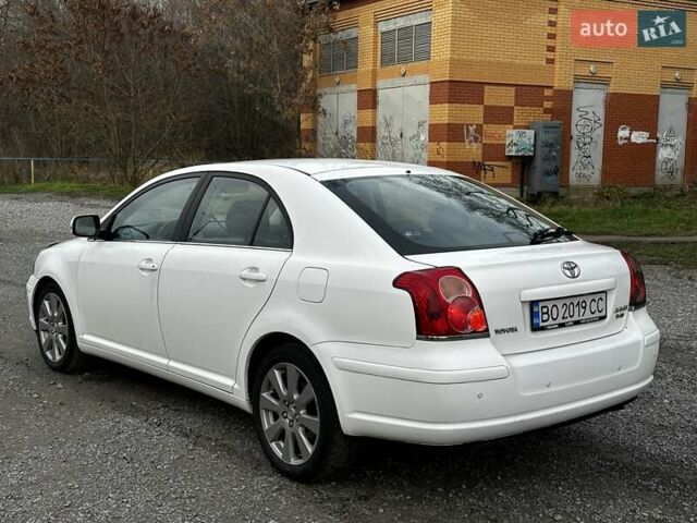 Белый Тойота Авенсис, объемом двигателя 2 л и пробегом 308 тыс. км за 5750 $, фото 6 на Automoto.ua