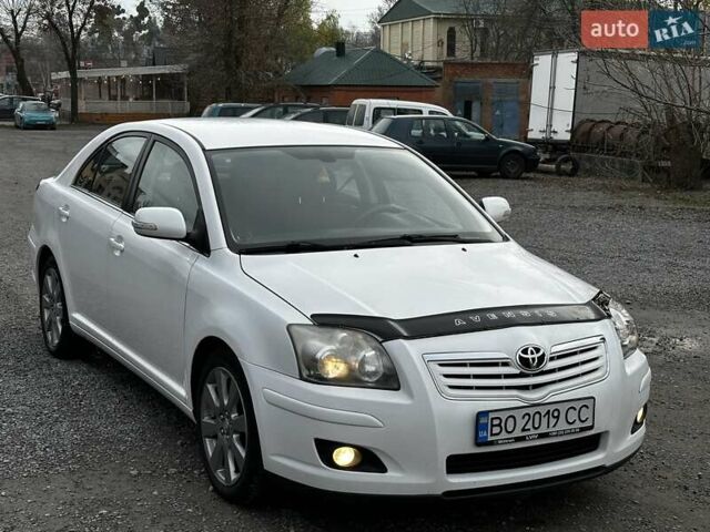 Белый Тойота Авенсис, объемом двигателя 2 л и пробегом 308 тыс. км за 5750 $, фото 2 на Automoto.ua