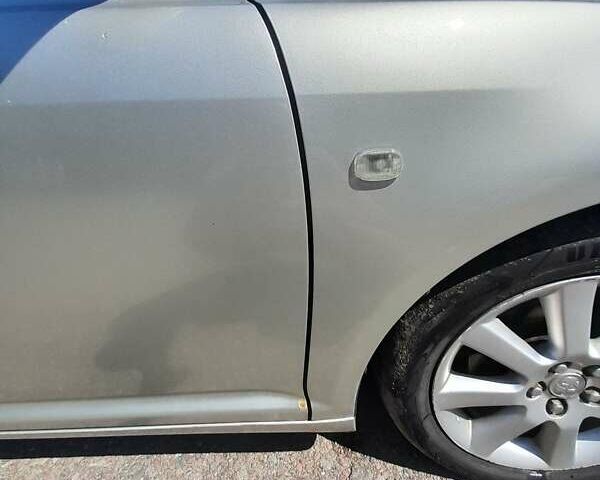 Бежевий Тойота Авенсіс, об'ємом двигуна 1.8 л та пробігом 280 тис. км за 4300 $, фото 8 на Automoto.ua