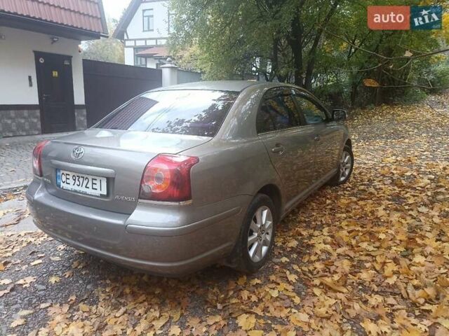 Бежевый Тойота Авенсис, объемом двигателя 1.8 л и пробегом 185 тыс. км за 8200 $, фото 4 на Automoto.ua