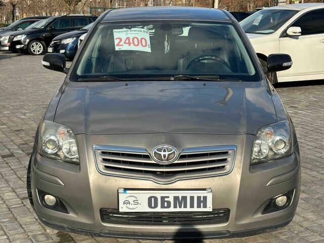 Бежевый Тойота Авенсис, объемом двигателя 2.2 л и пробегом 234 тыс. км за 6400 $, фото 1 на Automoto.ua