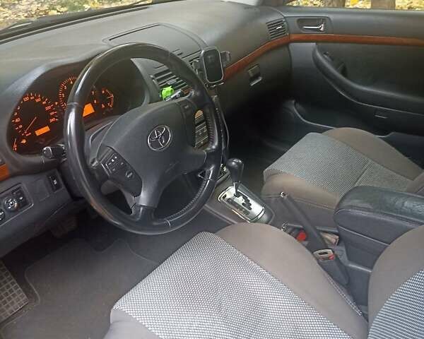 Бежевый Тойота Авенсис, объемом двигателя 1.8 л и пробегом 185 тыс. км за 8200 $, фото 8 на Automoto.ua