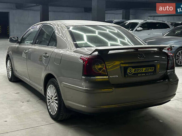 Бежевый Тойота Авенсис, объемом двигателя 1.8 л и пробегом 183 тыс. км за 5500 $, фото 3 на Automoto.ua