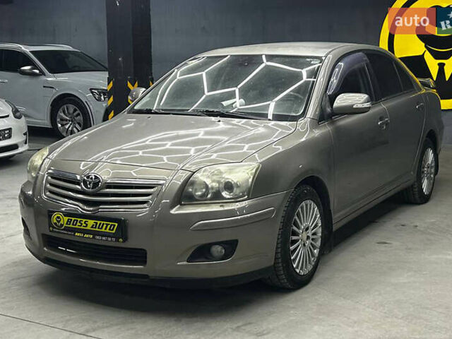 Бежевый Тойота Авенсис, объемом двигателя 1.8 л и пробегом 183 тыс. км за 5500 $, фото 2 на Automoto.ua