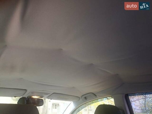 Бежевый Тойота Авенсис, объемом двигателя 1.8 л и пробегом 185 тыс. км за 8200 $, фото 11 на Automoto.ua