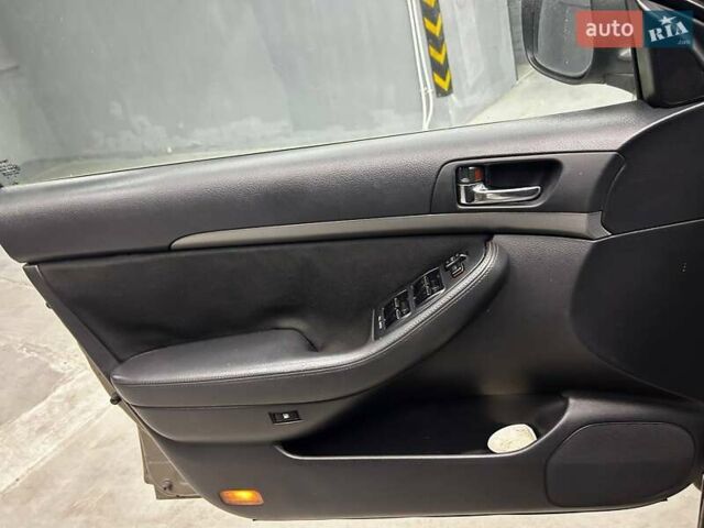 Бежевый Тойота Авенсис, объемом двигателя 1.8 л и пробегом 183 тыс. км за 5500 $, фото 9 на Automoto.ua