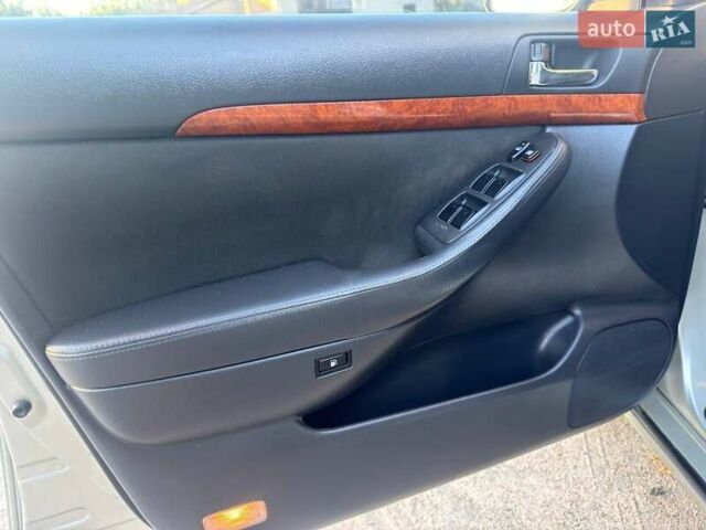 Бежевий Тойота Авенсіс, об'ємом двигуна 1.8 л та пробігом 170 тис. км за 6500 $, фото 24 на Automoto.ua