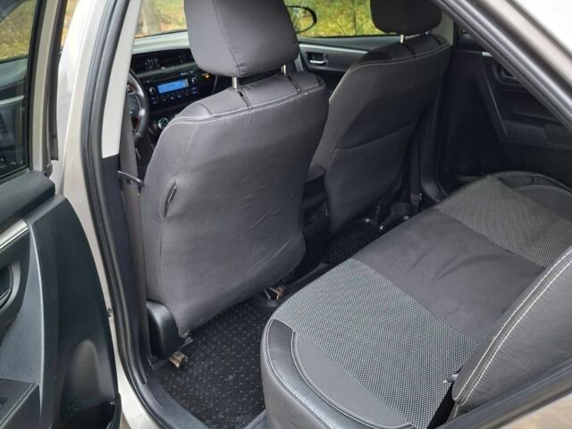 Бежевый Тойота Авенсис, объемом двигателя 1.3 л и пробегом 213 тыс. км за 11000 $, фото 4 на Automoto.ua