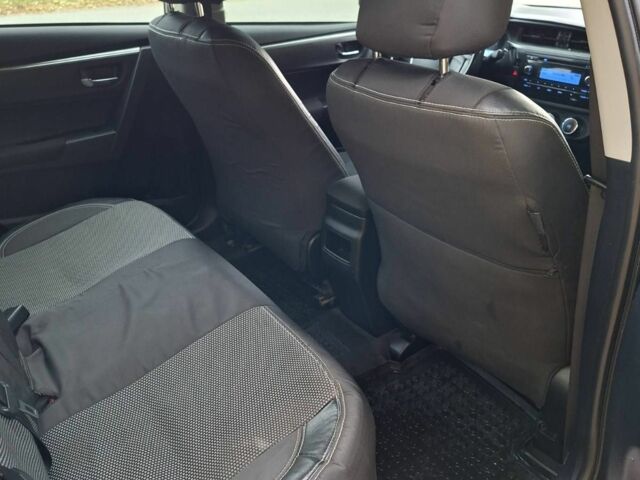 Бежевый Тойота Авенсис, объемом двигателя 1.3 л и пробегом 213 тыс. км за 11000 $, фото 3 на Automoto.ua