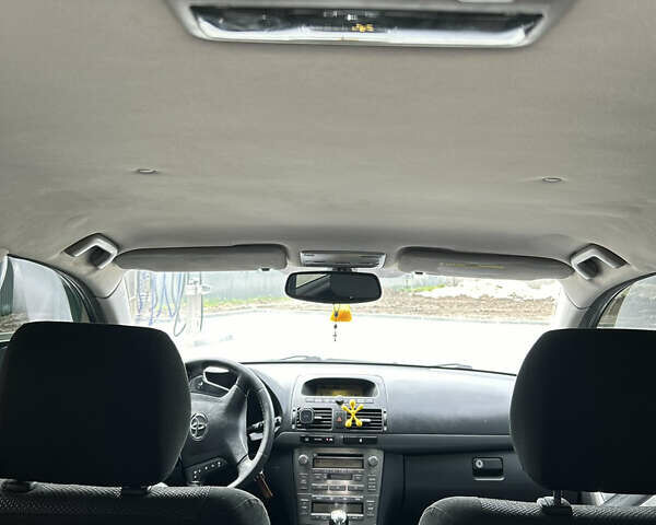 Бежевый Тойота Авенсис, объемом двигателя 2 л и пробегом 305 тыс. км за 5599 $, фото 8 на Automoto.ua