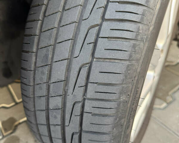 Бежевый Тойота Авенсис, объемом двигателя 2 л и пробегом 331 тыс. км за 5200 $, фото 13 на Automoto.ua