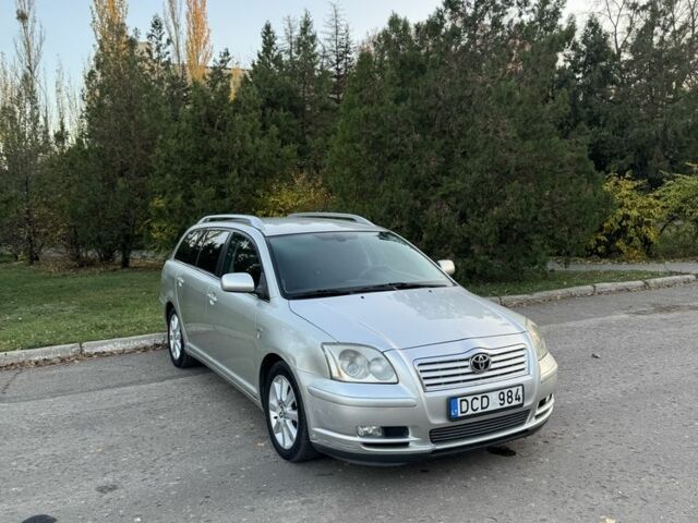 Бежевый Тойота Авенсис, объемом двигателя 2 л и пробегом 250 тыс. км за 2850 $, фото 2 на Automoto.ua