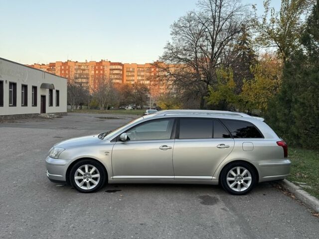 Бежевый Тойота Авенсис, объемом двигателя 2 л и пробегом 250 тыс. км за 2850 $, фото 7 на Automoto.ua