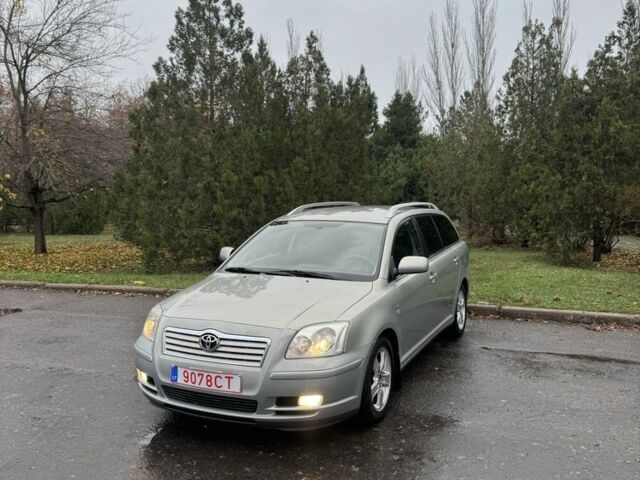 Бежевый Тойота Авенсис, объемом двигателя 0 л и пробегом 250 тыс. км за 3150 $, фото 9 на Automoto.ua