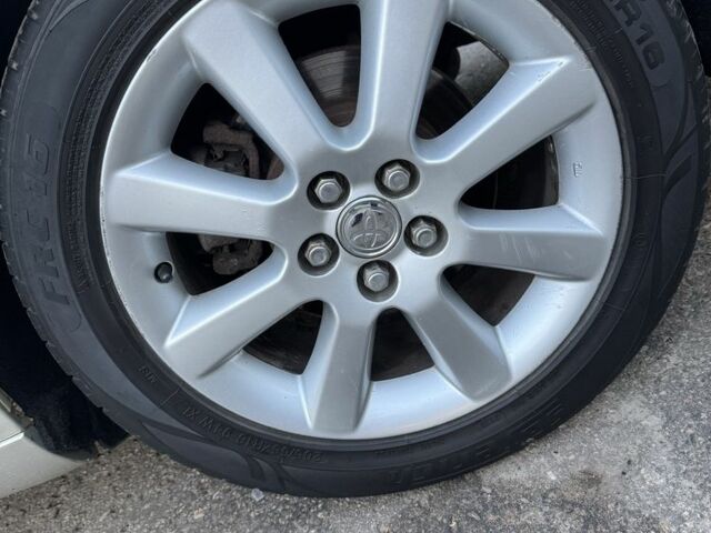 Бежевый Тойота Авенсис, объемом двигателя 2 л и пробегом 250 тыс. км за 2850 $, фото 22 на Automoto.ua