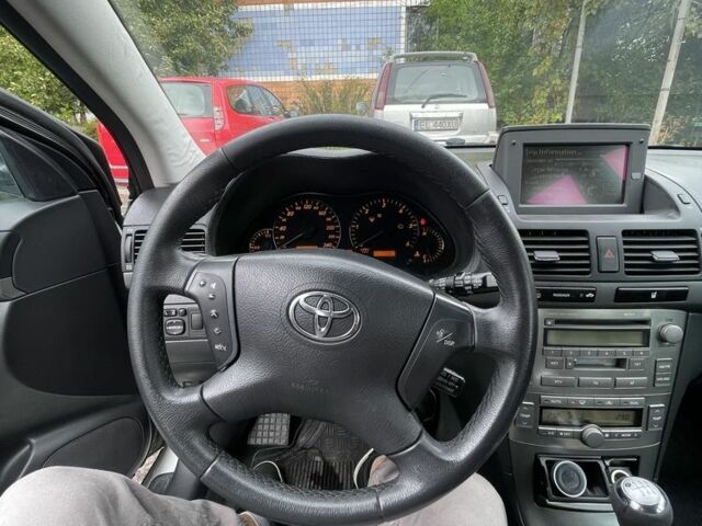 Бежевый Тойота Авенсис, объемом двигателя 2.2 л и пробегом 300 тыс. км за 3314 $, фото 6 на Automoto.ua