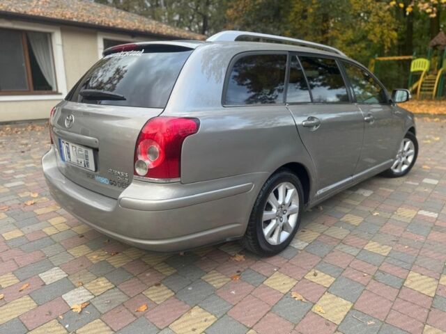 Бежевый Тойота Авенсис, объемом двигателя 2 л и пробегом 300 тыс. км за 2450 $, фото 2 на Automoto.ua