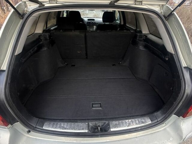 Бежевий Тойота Авенсіс, об'ємом двигуна 2 л та пробігом 200 тис. км за 2850 $, фото 8 на Automoto.ua