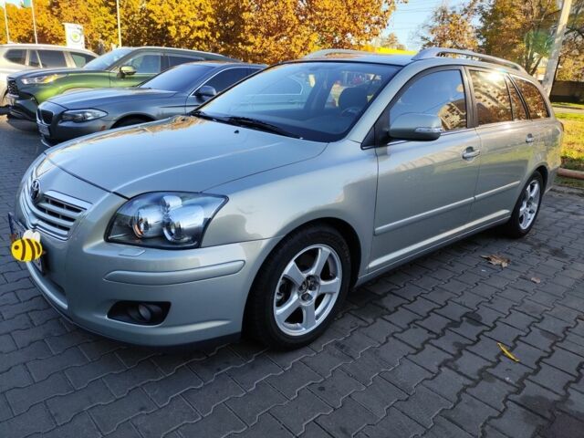 Бежевый Тойота Авенсис, объемом двигателя 2 л и пробегом 263 тыс. км за 6500 $, фото 1 на Automoto.ua