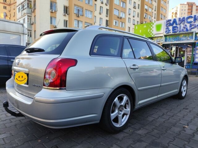 Бежевый Тойота Авенсис, объемом двигателя 2 л и пробегом 263 тыс. км за 6500 $, фото 2 на Automoto.ua