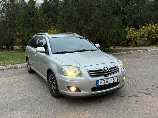 Бежевый Тойота Авенсис, объемом двигателя 2.2 л и пробегом 250 тыс. км за 3350 $, фото 9 на Automoto.ua