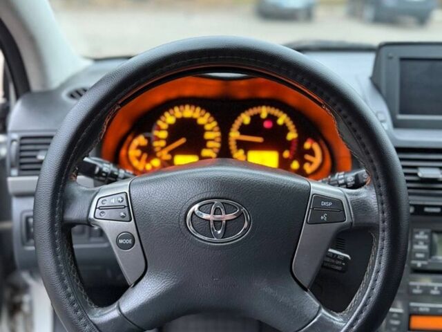 Бежевый Тойота Авенсис, объемом двигателя 2.2 л и пробегом 250 тыс. км за 3350 $, фото 12 на Automoto.ua