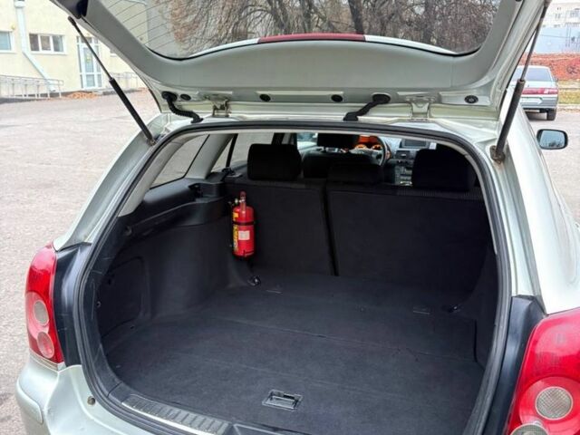 Бежевый Тойота Авенсис, объемом двигателя 2.2 л и пробегом 250 тыс. км за 3350 $, фото 20 на Automoto.ua