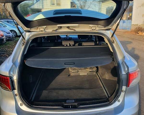 Бежевый Тойота Авенсис, объемом двигателя 2 л и пробегом 290 тыс. км за 8200 $, фото 14 на Automoto.ua