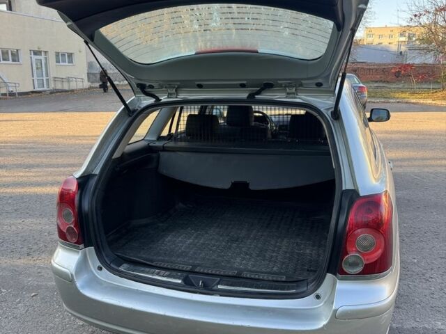 Бежевый Тойота Авенсис, объемом двигателя 2 л и пробегом 250 тыс. км за 3450 $, фото 20 на Automoto.ua