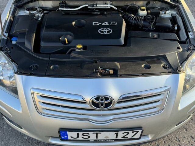 Бежевый Тойота Авенсис, объемом двигателя 2 л и пробегом 250 тыс. км за 3450 $, фото 21 на Automoto.ua