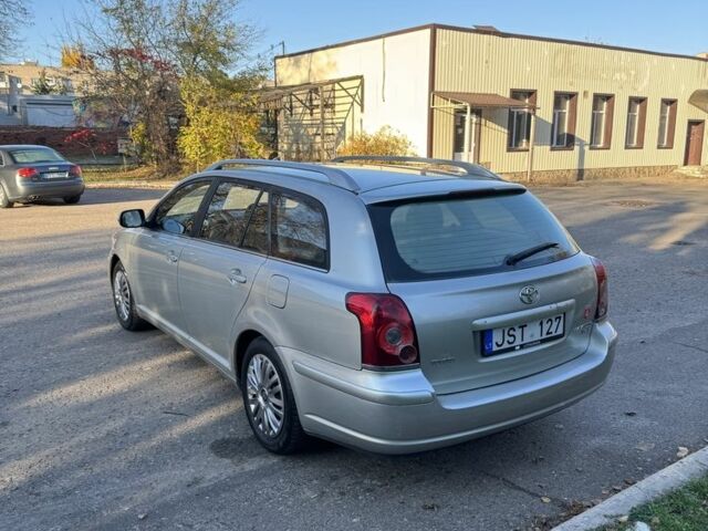 Бежевый Тойота Авенсис, объемом двигателя 2 л и пробегом 250 тыс. км за 3450 $, фото 6 на Automoto.ua