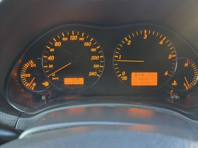 Бежевый Тойота Авенсис, объемом двигателя 2 л и пробегом 250 тыс. км за 3450 $, фото 13 на Automoto.ua