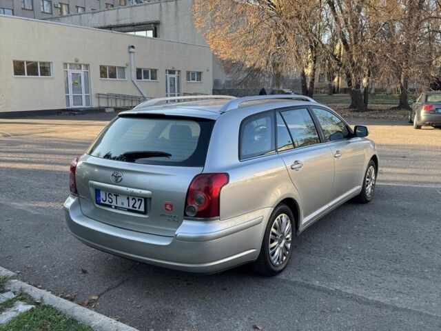 Бежевый Тойота Авенсис, объемом двигателя 2 л и пробегом 250 тыс. км за 3450 $, фото 4 на Automoto.ua