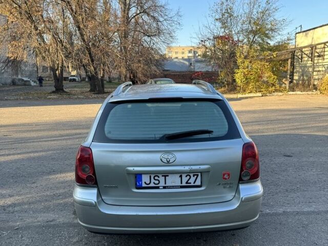 Бежевый Тойота Авенсис, объемом двигателя 2 л и пробегом 250 тыс. км за 3450 $, фото 5 на Automoto.ua