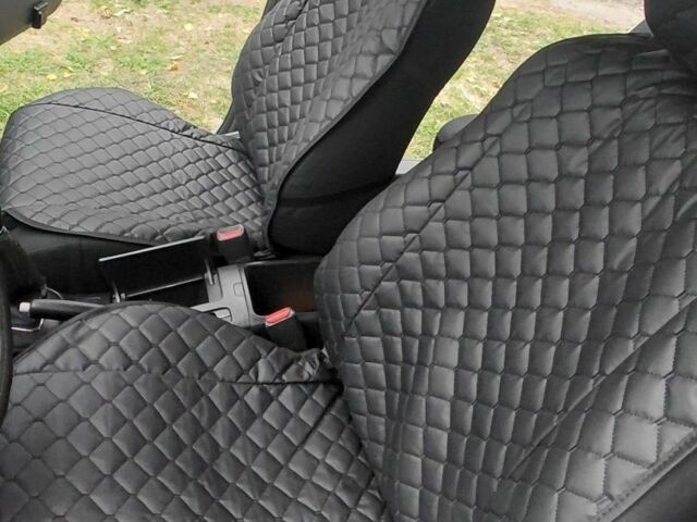 Бежевый Тойота Авенсис, объемом двигателя 2 л и пробегом 350 тыс. км за 2150 $, фото 6 на Automoto.ua