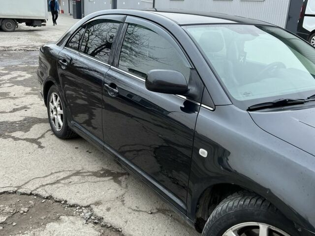 Черный Тойота Авенсис, объемом двигателя 2 л и пробегом 363 тыс. км за 4500 $, фото 1 на Automoto.ua