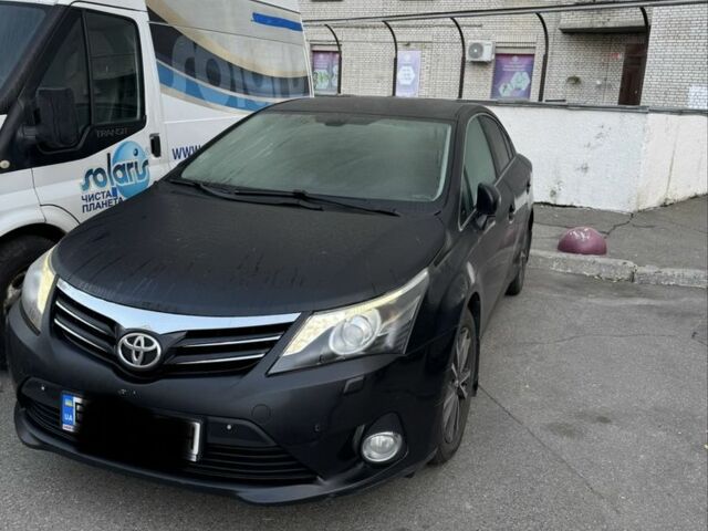 Черный Тойота Авенсис, объемом двигателя 2 л и пробегом 209 тыс. км за 11000 $, фото 1 на Automoto.ua