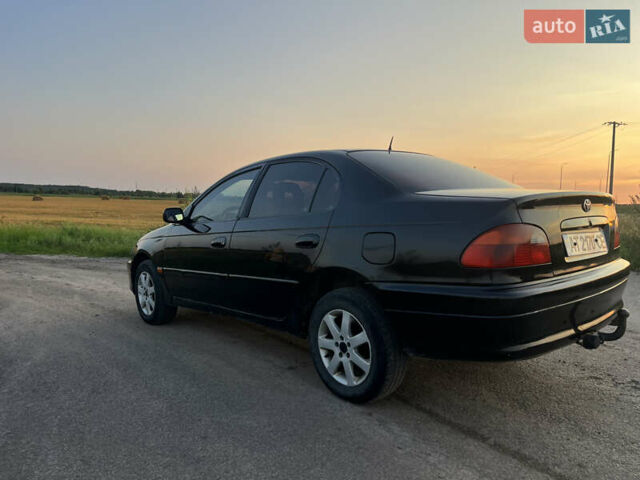 Черный Тойота Авенсис, объемом двигателя 1.99 л и пробегом 252 тыс. км за 3300 $, фото 4 на Automoto.ua