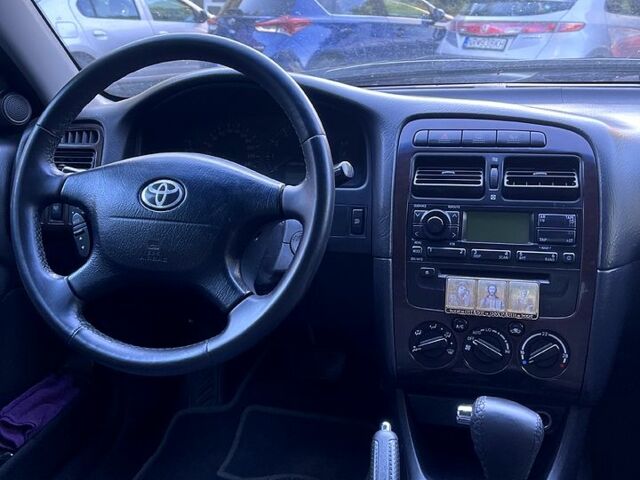 Черный Тойота Авенсис, объемом двигателя 2 л и пробегом 290 тыс. км за 2500 $, фото 9 на Automoto.ua