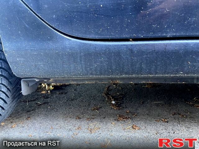 Черный Тойота Авенсис, объемом двигателя 2 л и пробегом 290 тыс. км за 2500 $, фото 5 на Automoto.ua