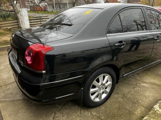 Черный Тойота Авенсис, объемом двигателя 2 л и пробегом 300 тыс. км за 4200 $, фото 3 на Automoto.ua