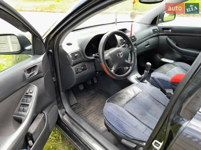 Черный Тойота Авенсис, объемом двигателя 1.8 л и пробегом 310 тыс. км за 6800 $, фото 18 на Automoto.ua